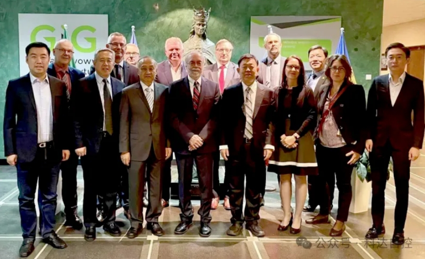 �����֡�(�й���)���޹�˾����